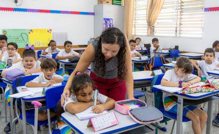  São Bernardo institui verba para adequar salário de professores ao piso nacional do Magistério