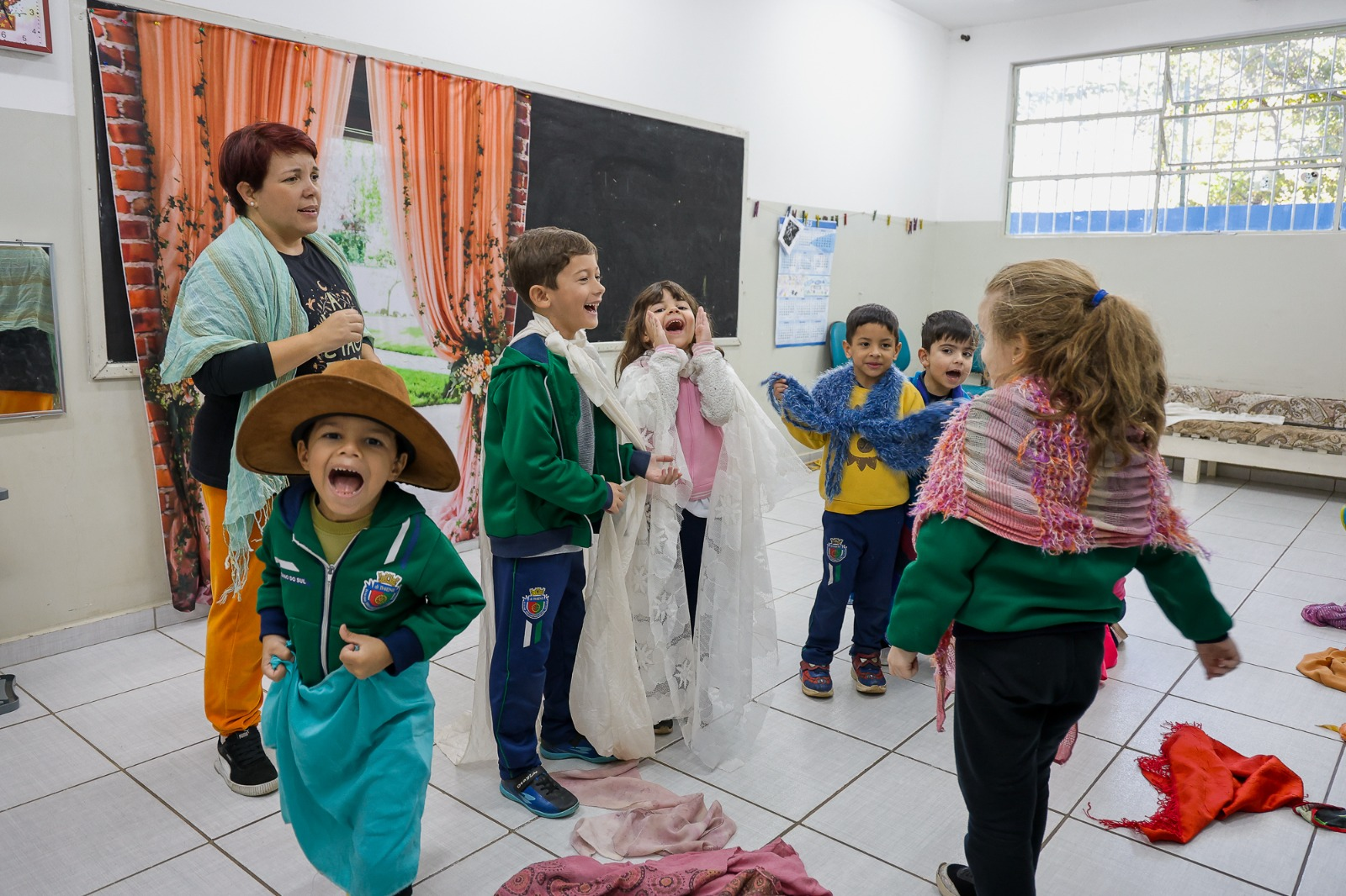 Prefeitura de São Caetano seleciona profissionais para ministrar oficinas do programa Aprender Mais